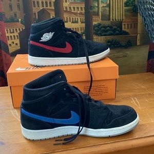 Nike Air Jordan 1 Mid #554724 style